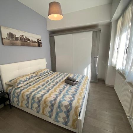 Gianluca Apartments 7A Finale Ligure Kültér fotó